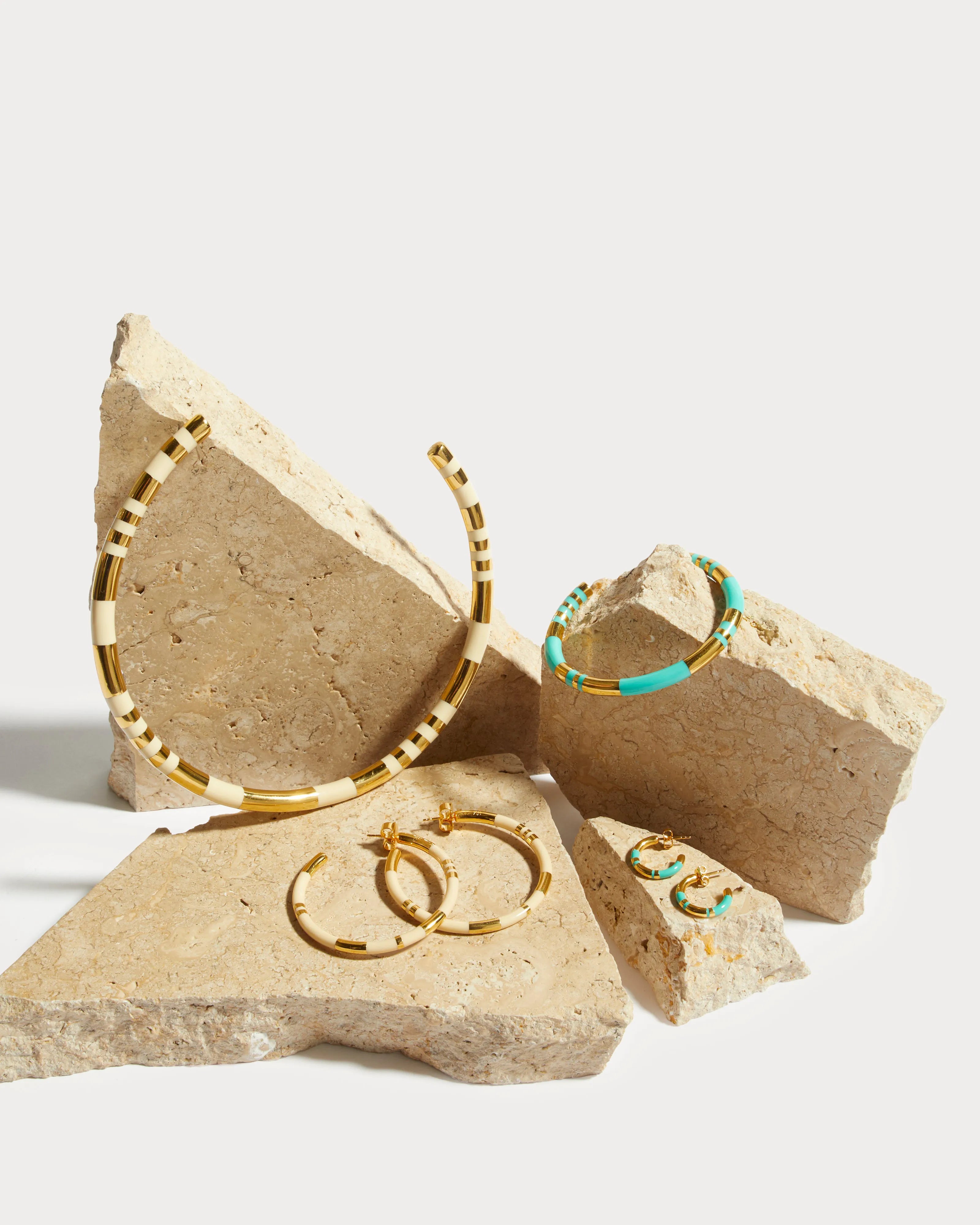 Aqua